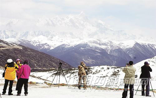 2014年林芝實現旅游收入26億元