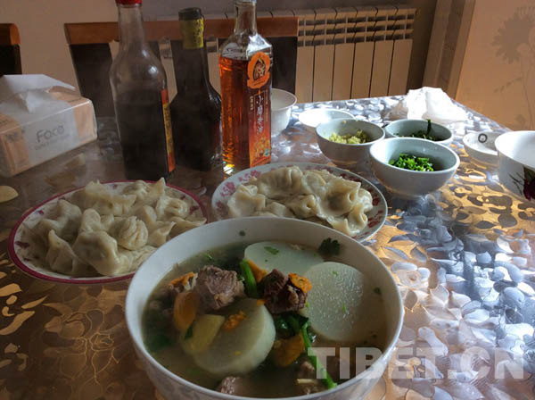 冬至?xí)r節(jié)拉薩人吃羊肉討“好兆頭”