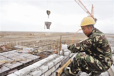 聚焦藏青工業園:高原“旱碼頭”鳳凰涅槃浴火重生