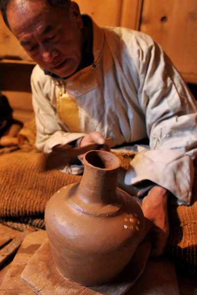 云南迪慶藏區非物質文化遺產得到良好保護和傳承