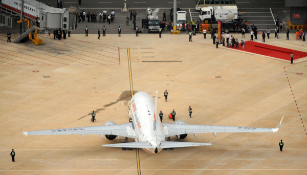 昆明長水國際機場開始正式運營