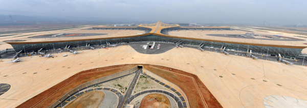 昆明長水國際機場開始正式運營