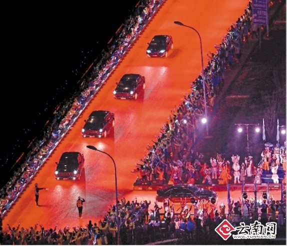 《遠(yuǎn)方的客人請(qǐng)你留下來(lái)》成APEC迎賓曲 世界聆聽(tīng)云南聲音