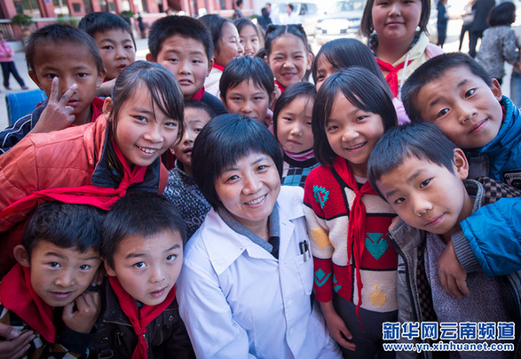 “青少年視力關愛云南行”為3萬名青少年提供視力篩查