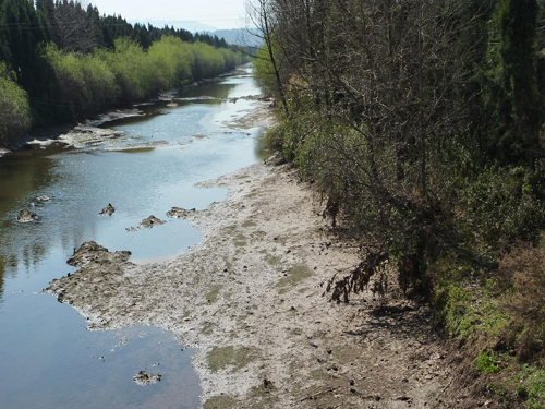 云南省尋甸縣干旱嚴重 境內牛欄江河道多處見底