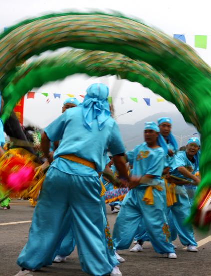 昆明舞龍過端午