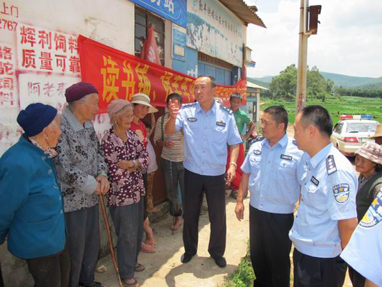 讀書鋪、祿豐車站派出所聯合行動整治交界線路周邊防控盲點問題