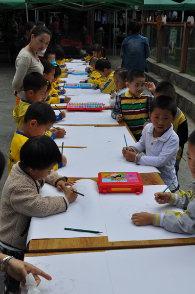 挽留熊貓1周年慶典啟動 30名小朋友畫熊貓