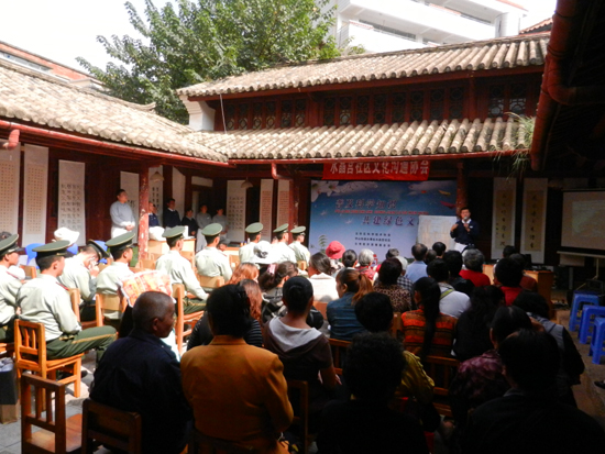 昆明市水晶宮社區打造220米文化長廊