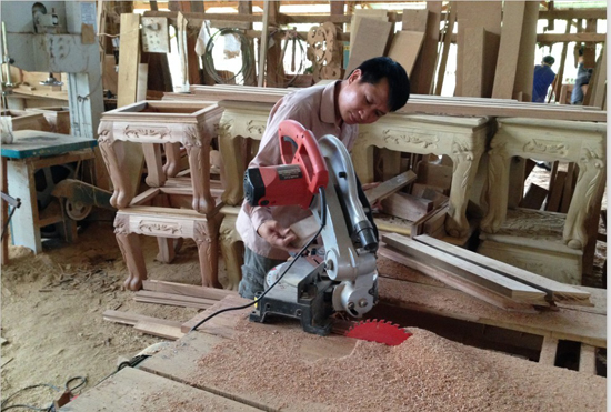 “中國電”點亮老撾北部四省（圖）