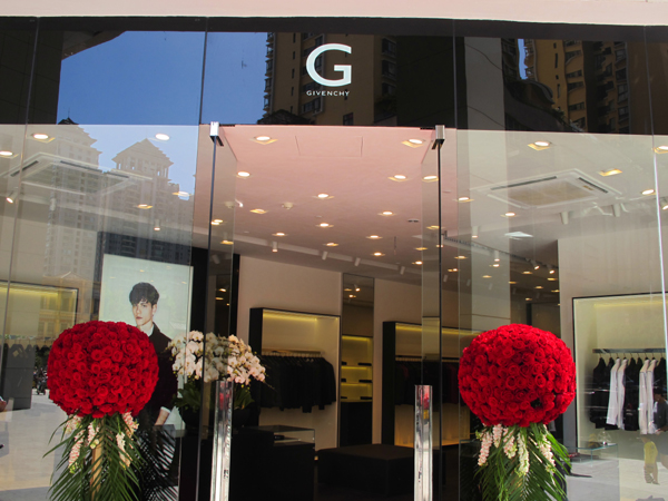 紀梵希(GIVENCHY)昆明栢聯店重裝開業