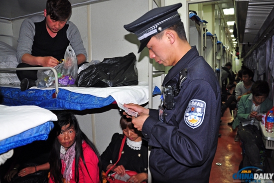 春運故事:列車安全的守護者