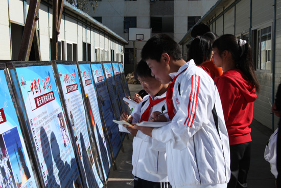 航天文化進東川 山里娃有了飛天夢