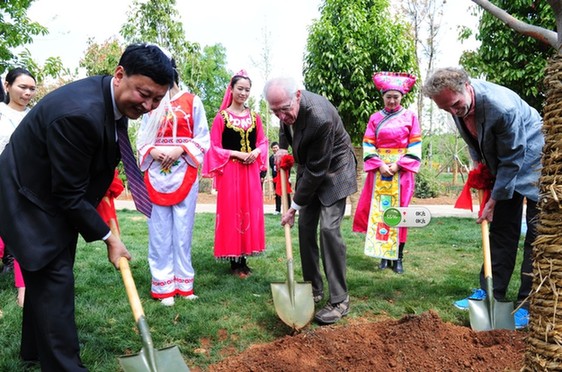 國際著名古氣候?qū)W家André Berger做客西南聯(lián)大講壇