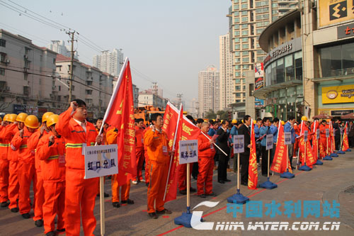 上海排水行業冒寒組織“百團大戰”解民憂