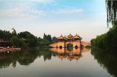 詩中尋“仙蹤” 跟隨李白游歷祖國大好河山