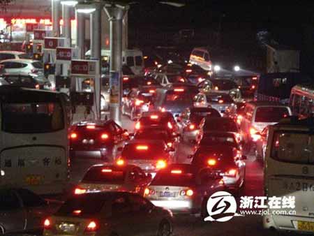 滬浙最低工資爭上游 專家建議勿忘減稅