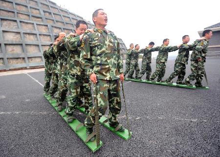 浙江邊防百名師團級干部“當新兵”
