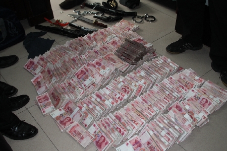 溫州“3·29”特大持槍綁架案成功告破紀實