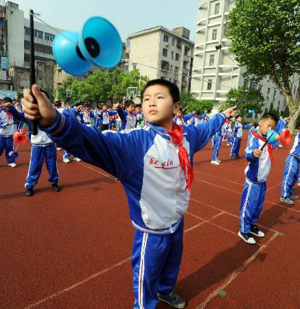 校園空竹抖起來(lái)