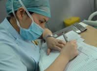 溫州動車事故：24小時守護的ICU