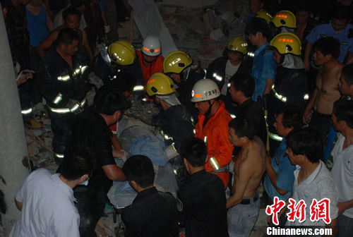 浙江慈溪疑似煤氣泄漏爆炸事故造成7人傷亡