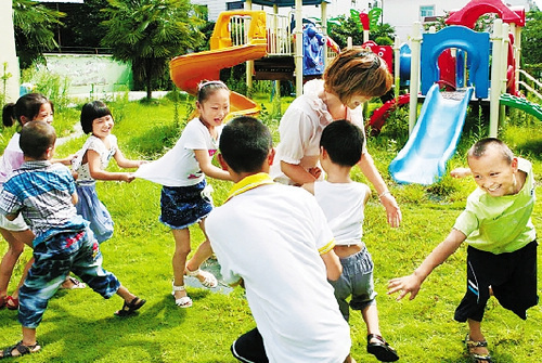 湖州德清：“小候鳥”玩轉夏令營