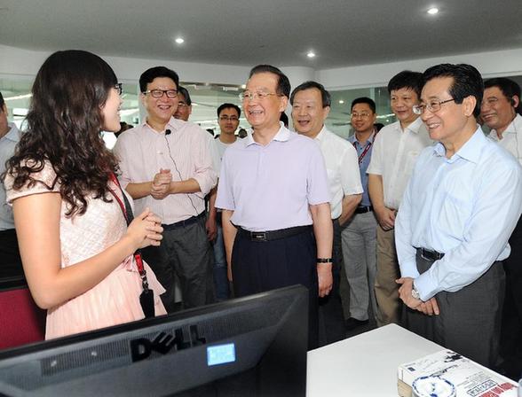 溫家寶總理在浙江考察經濟運行