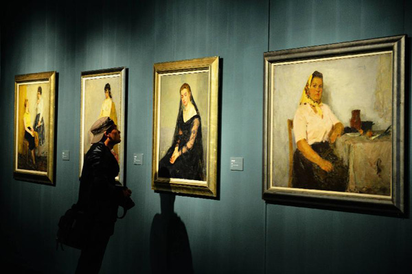 “留學到蘇聯”大型美術作品展在杭州開幕