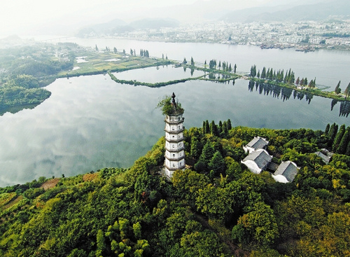 杭州:三江兩岸畫(huà)如新