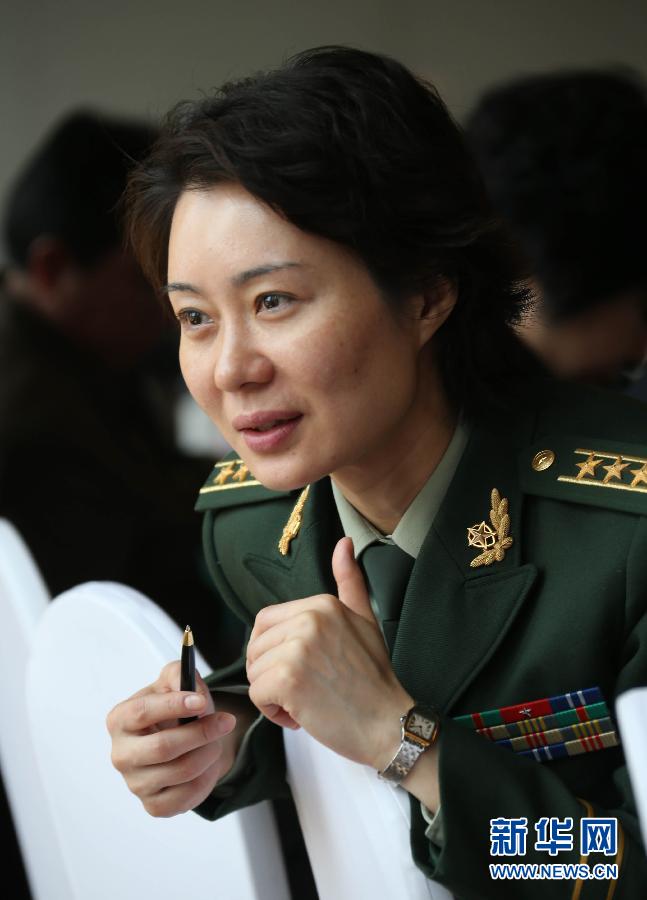 兩會(huì)上的鏗鏘玫瑰