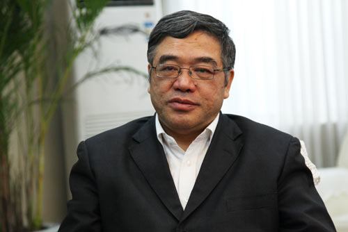 Testing times for nonresident families - Guests - 解析“隨遷子女就地高考”之難 - 嘉賓介紹