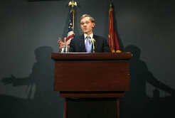 FT Commentary: China is not to blame for US ills