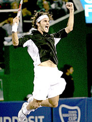 Federer coasts to Masters Cup win