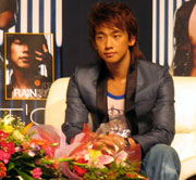 South Korean Rain Hits Beijing 