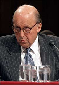 The US Director of National Intelligence, John Negroponte, warned that China's steady military and economic expansion may lead to Beijing attaining superpower status on a par with the United States.