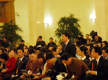 Foreign minister meets the press