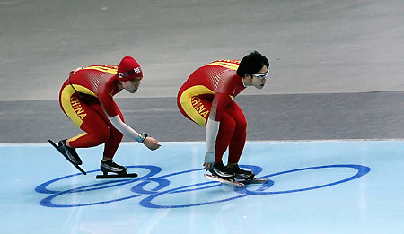 Chinese athletes train at Turin