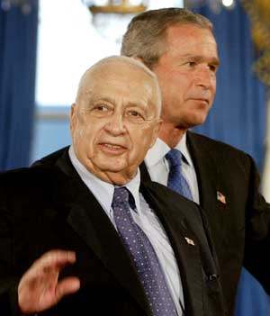 Bush endorses Sharon's plan on W. Bank