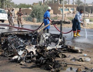 Suicide bombers kill 28 in northern Iraq