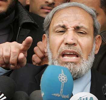 Hamas makes strong showing in Palestinian election