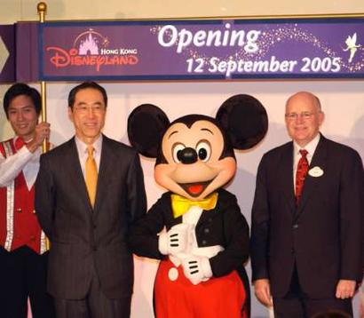 HK Disneyland draws fire over soup