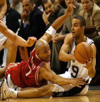 Spurs hold down Rockets 83-70