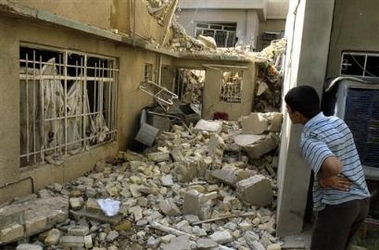 Suicide bombers kill at least 31 in Iraq