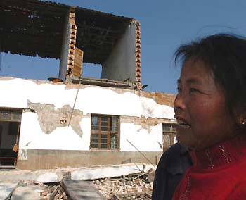 16 killed in magnitude 5.7 temblor in Jiangxi