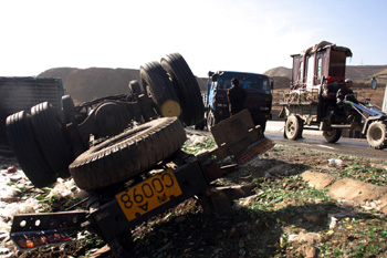 Head-on collision kills 12 in Qinghai