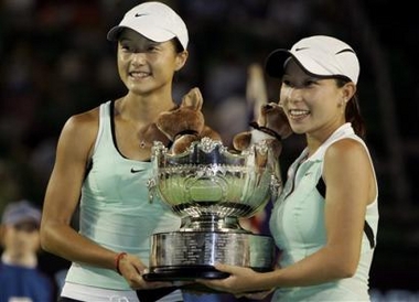 China hails 'miracle' grand slam winners