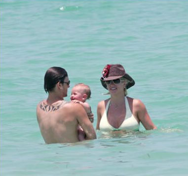 Spears says no to Namibia