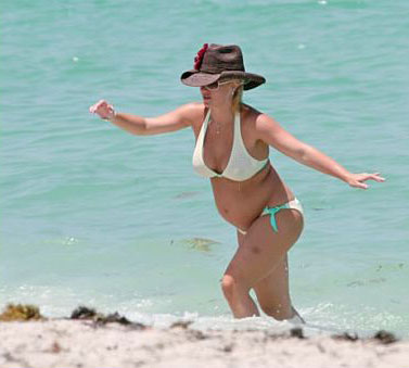 Spears says no to Namibia