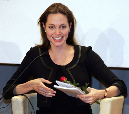 Jolie to play widow of Wall Street Journal writer